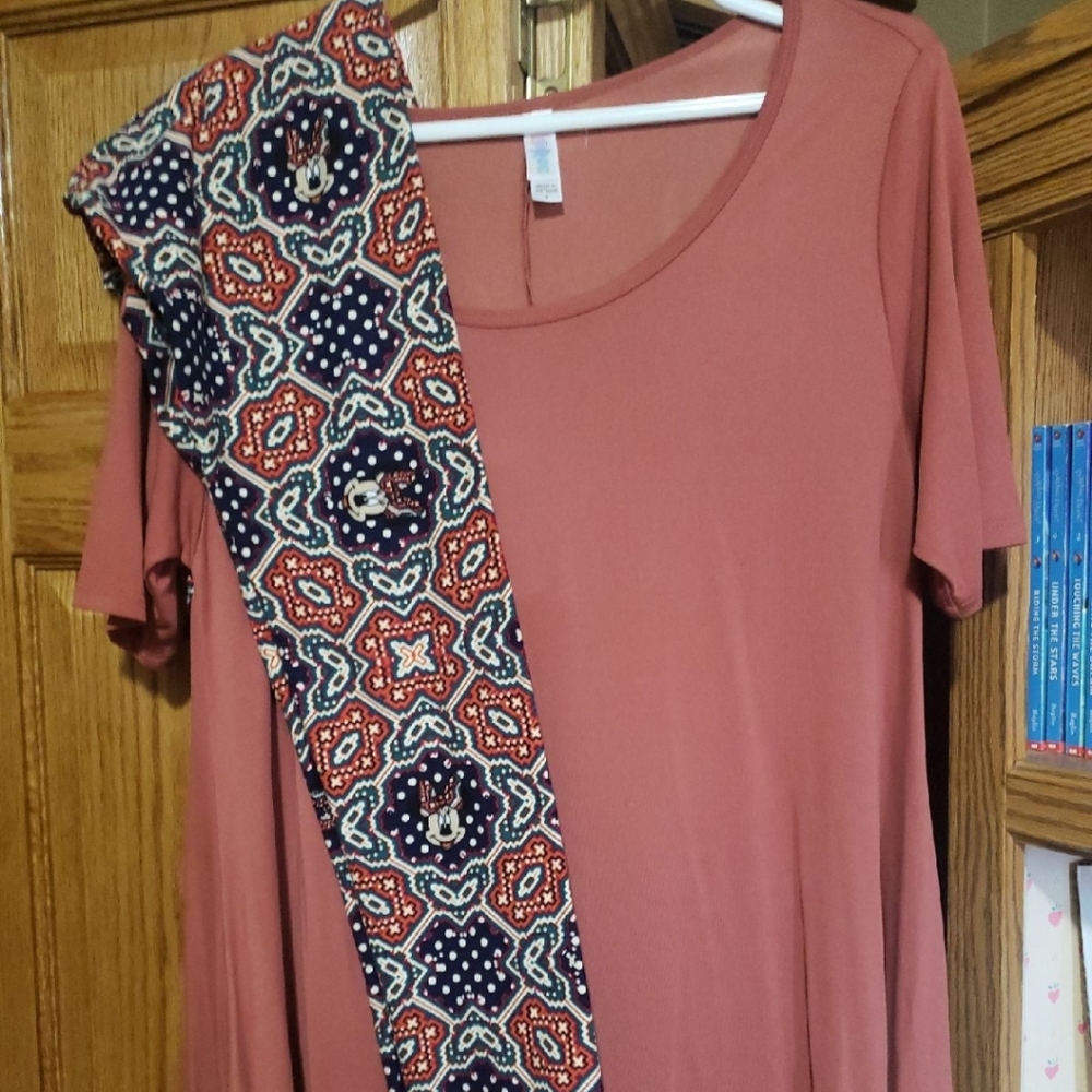 Lularoe Irma / TC leggings
